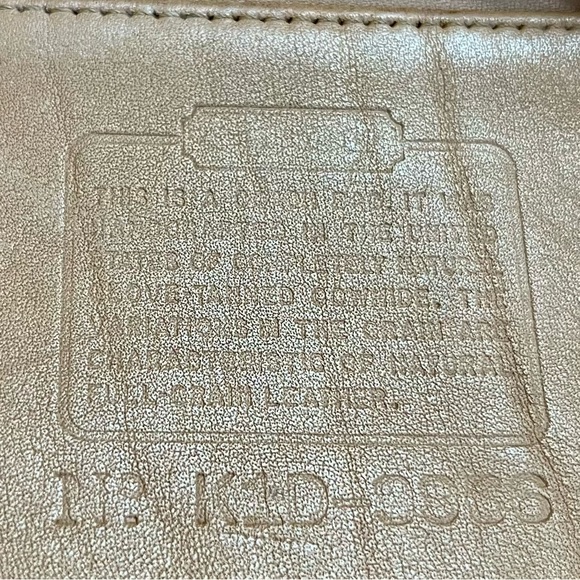 Vintage Coach Legacy Bag 9966 Camel w/Silver Nickel Hardware - Picture 12 of 14